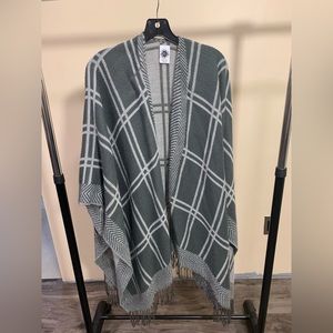 Cakes & Roses Women’s Top.